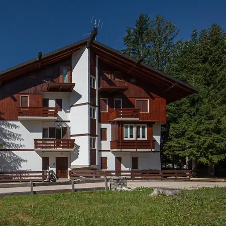 Cortina-house 아파트